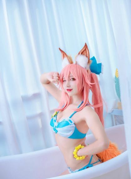 亚洲美腿丝袜一区二区_剧情片电影完整版