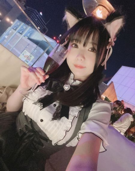 女生把筷子放屁眼里的短视频_BD英语日韩免费观看